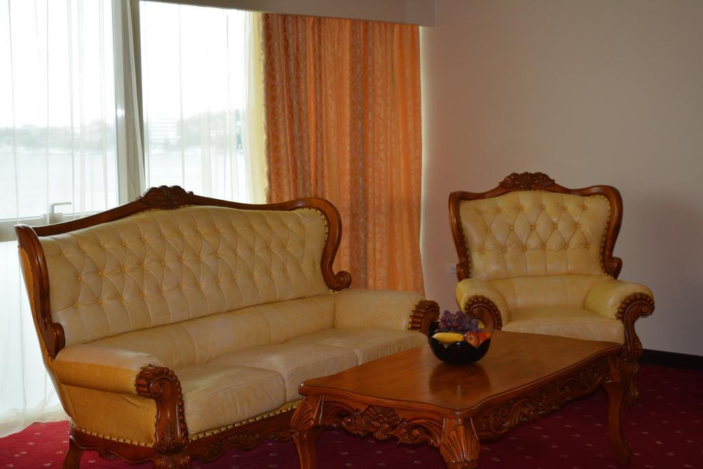 Hotel Esplanada Tulcea Exterior foto